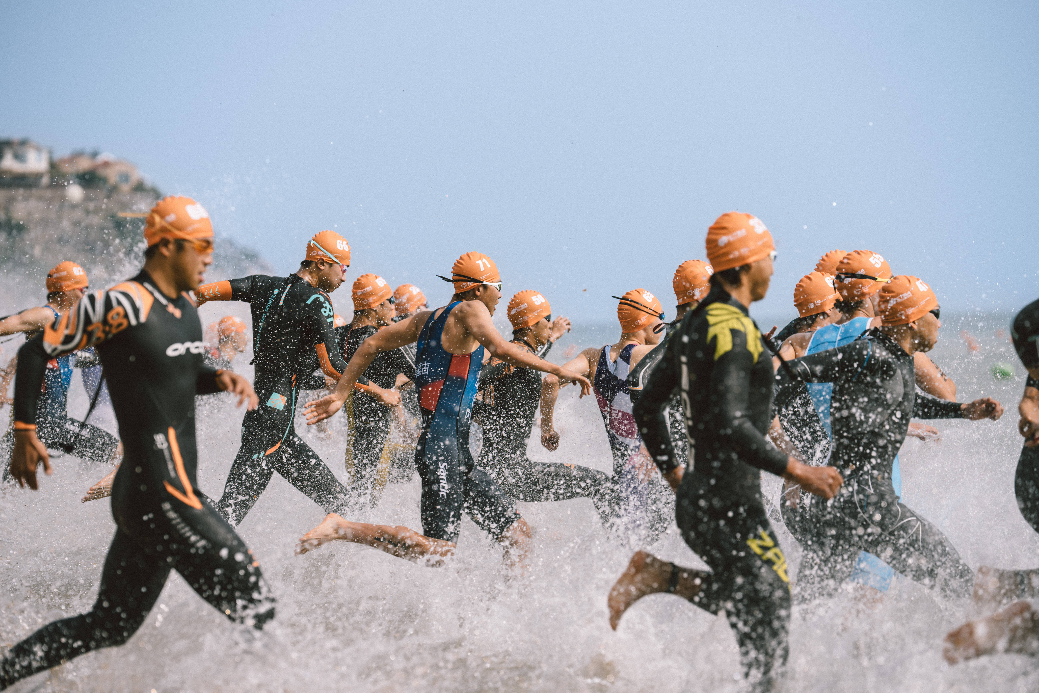 铁人三项冠军不负众望，实现逆袭的简单介绍
