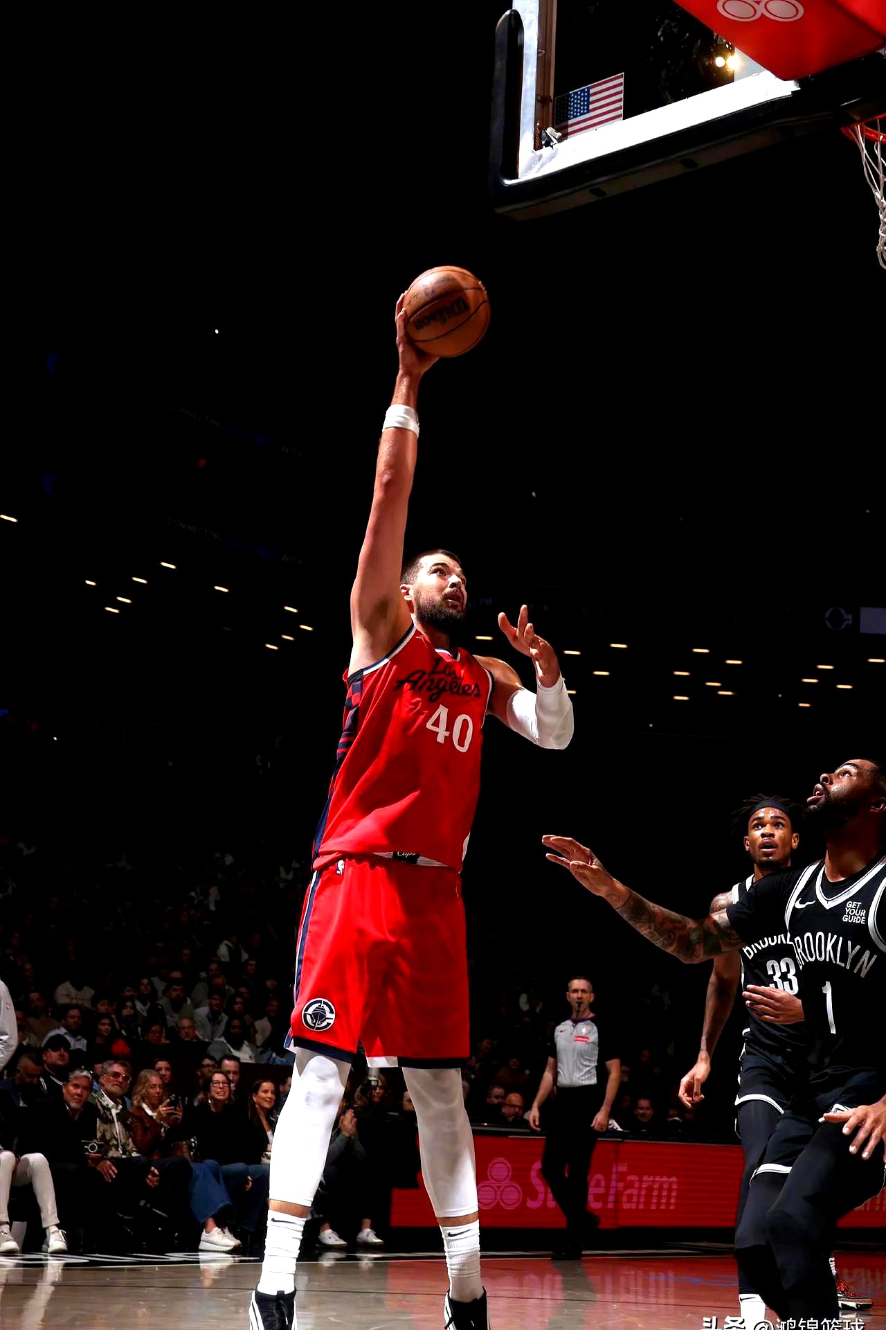 开云在线赛事平台-篮网击败人，雷霆逆转拿下胜利的简单介绍