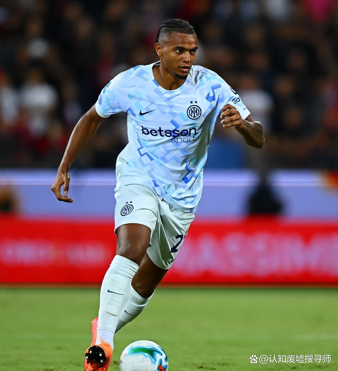 包含马赛主场作战,险胜强敌取得三分的词条 包含马赛主场作战,险胜强敌取得三分的词条