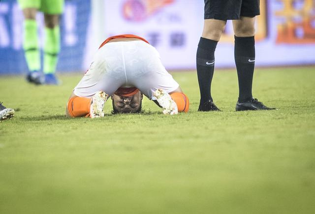 武汉卓尔挑战广州恒大,实力对比悬殊的简单介绍 武汉卓尔挑战广州恒大,实力对比悬殊的简单介绍