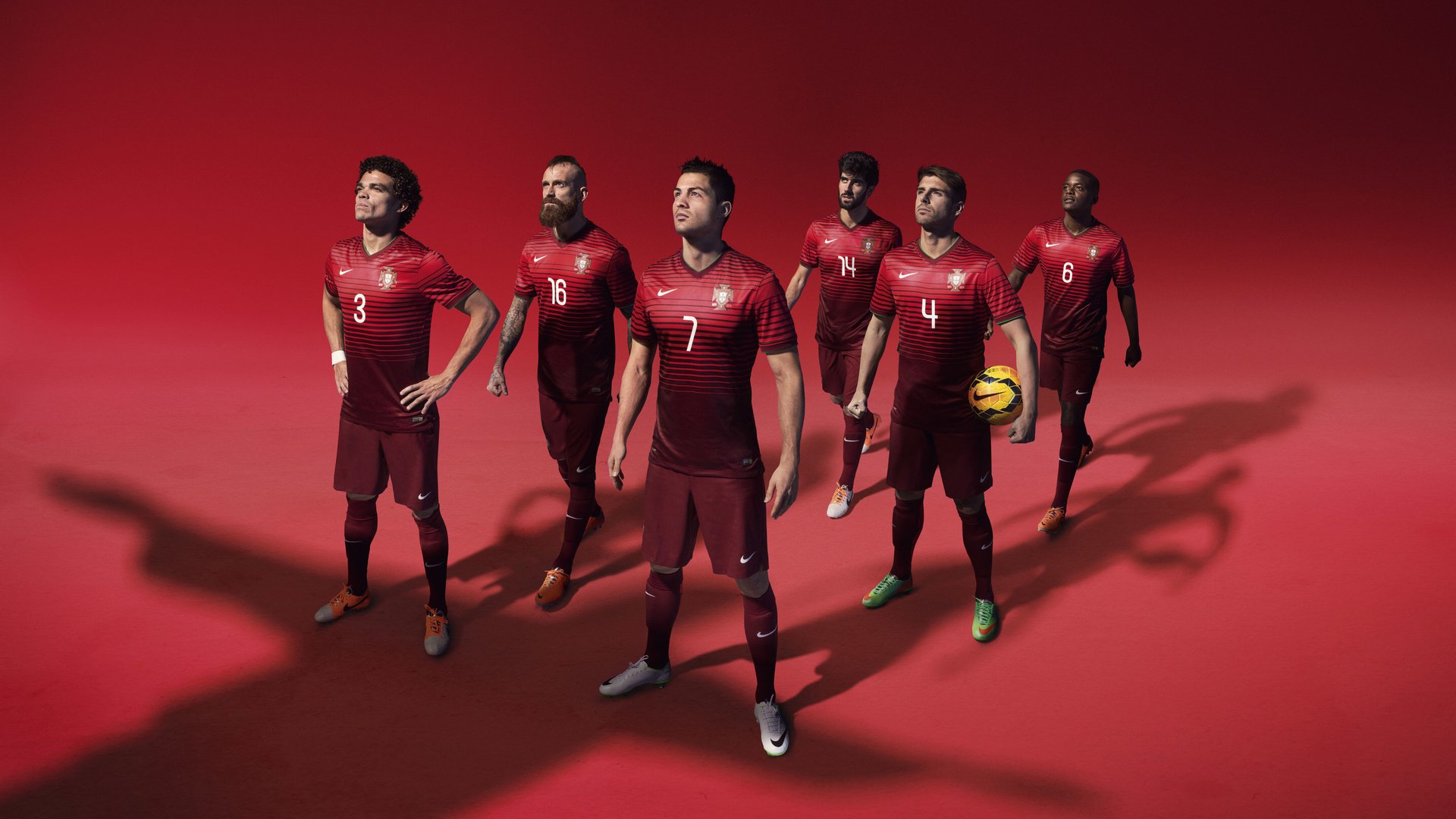 年度焦点之战之夜，乔治连续得分拉开差距，书写个人传奇