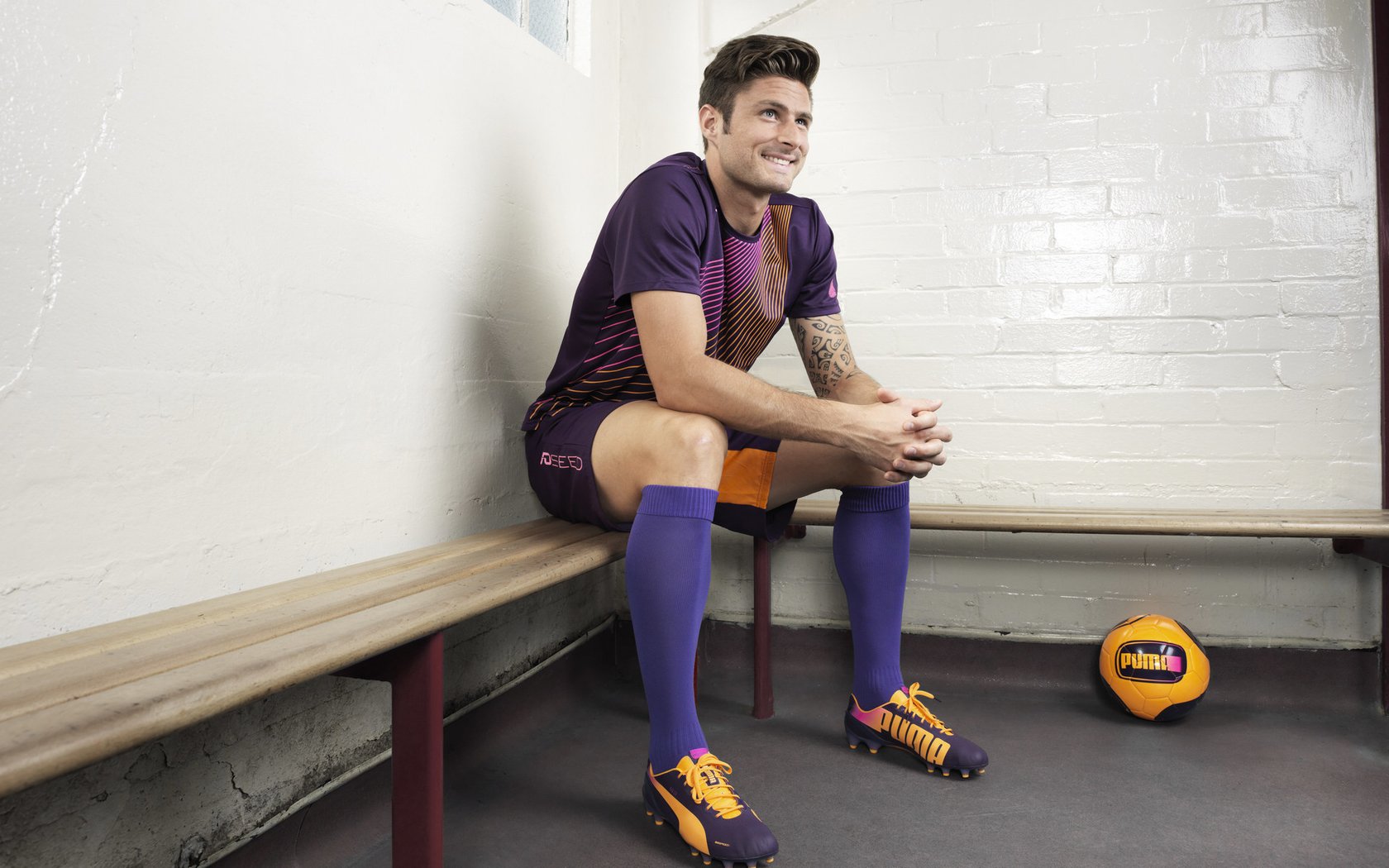 英超争冠之夜，范弗利特彻底打爆防线，书写个人传奇