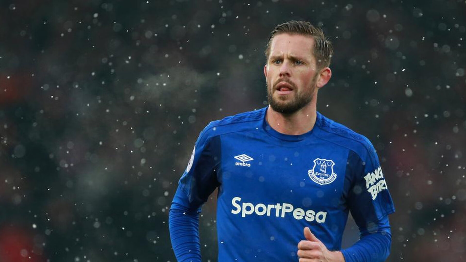 跨越东西的传奇对决，辽宁掀翻王朝，哈登东决封神